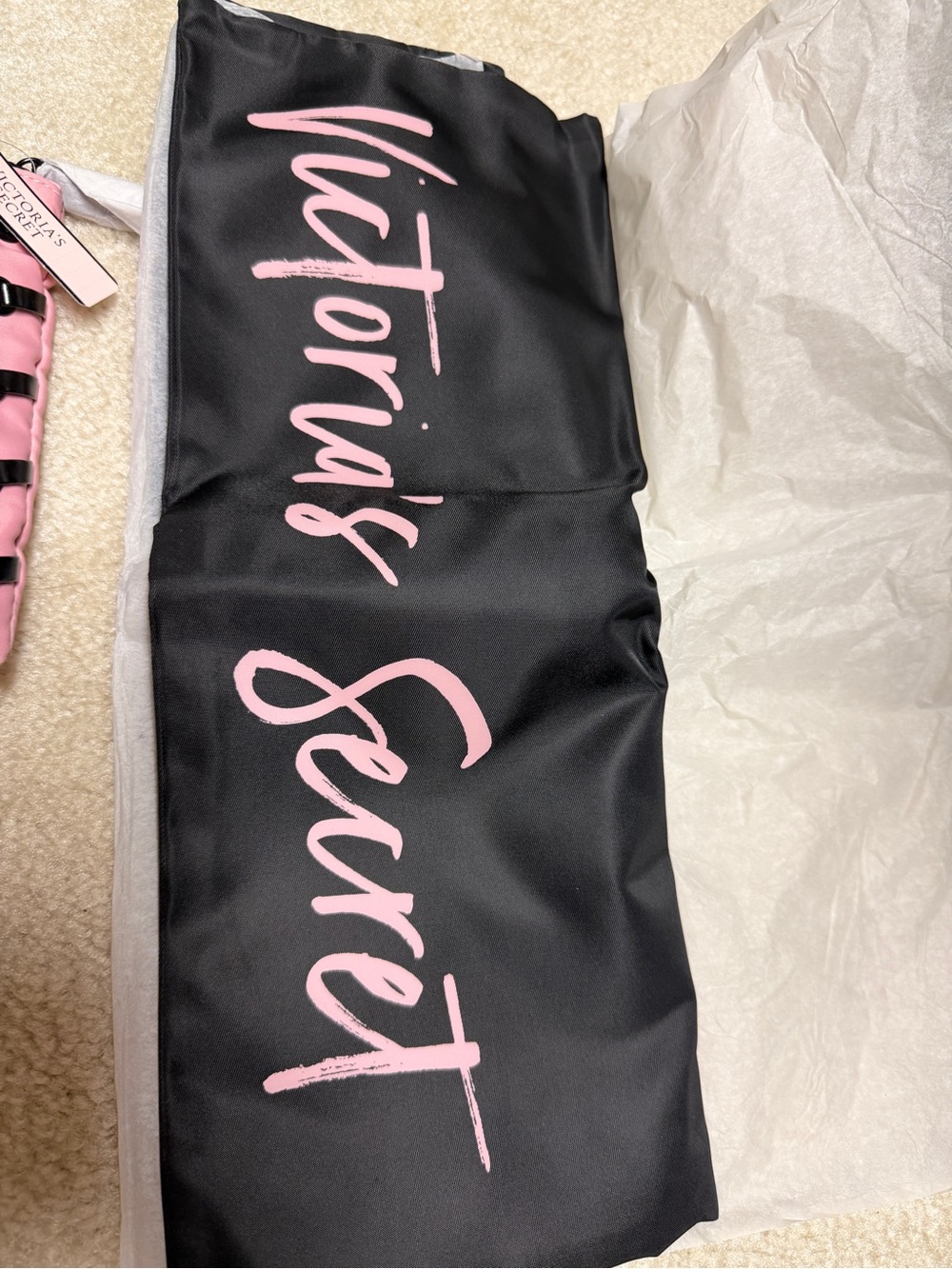 Victoria's Secret Pink Script Cosmetic Pouch with Black Accents - Picture 4 of 7